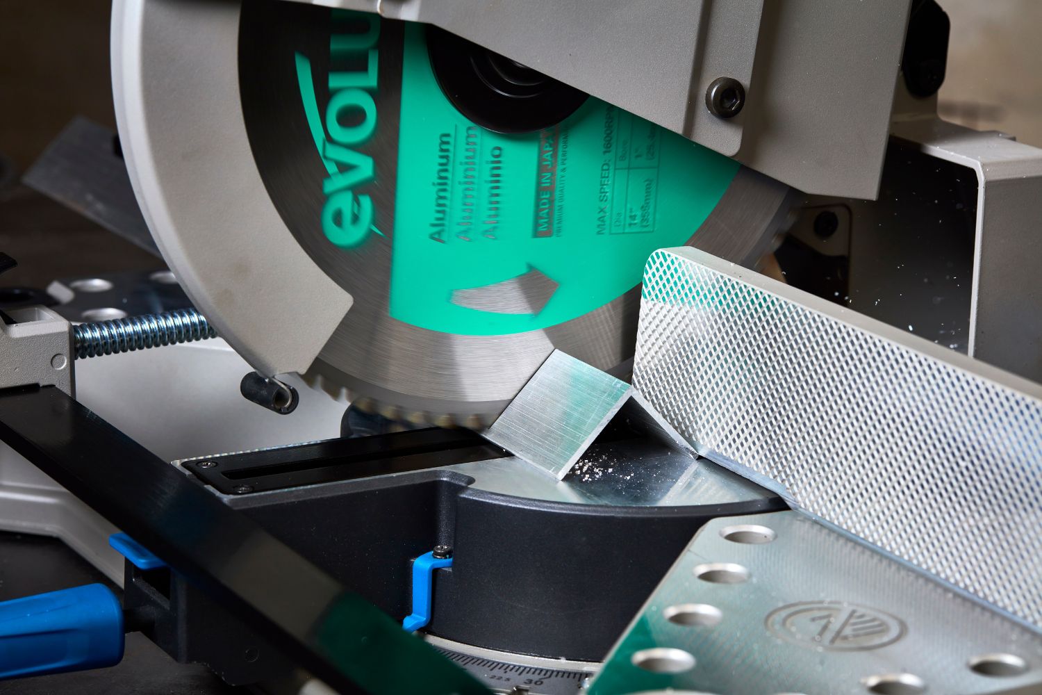 Lama speciale per taglio alluminio TCT Evolution da 210mm, 60 denti, alesaggio 25,4mm per troncatrici