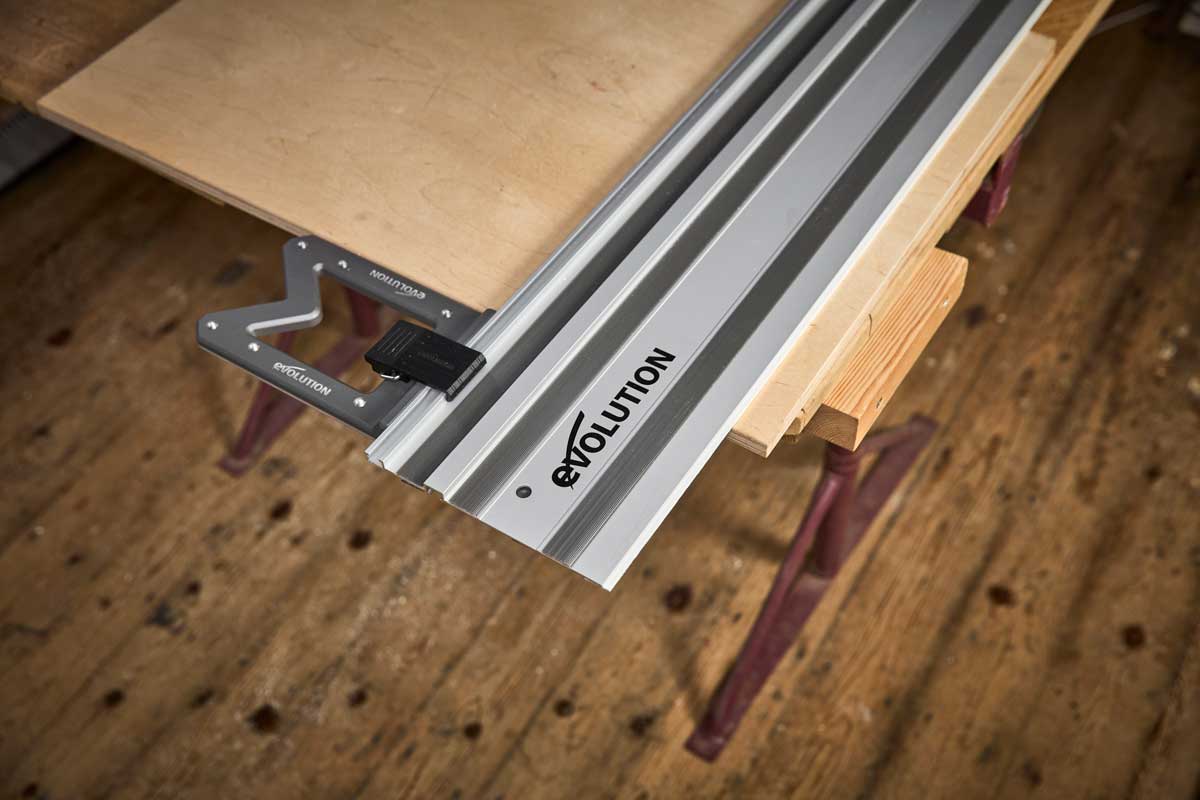 Squadra universale Evolution in alluminio monoblocco per binario di guida al taglio